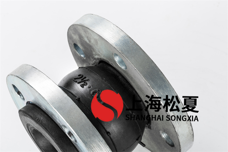 316不銹鋼供水系統(tǒng)橡膠膨脹節(jié)噴漆防銹層有什么用？